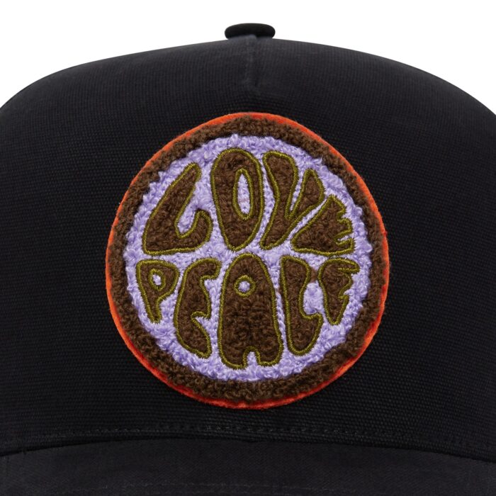 Valas Los Angeles Love & Peace Trucker